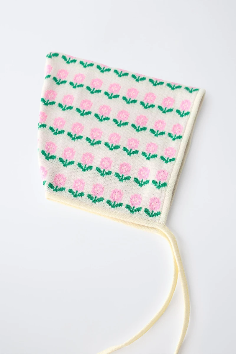 FLORAL JACQUARD KNIT BONNET