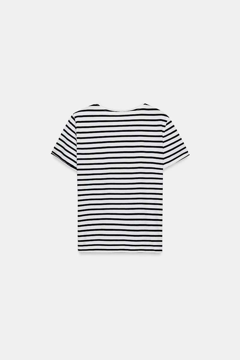 T-SHIRT LAVÉ À MANCHES COURTES