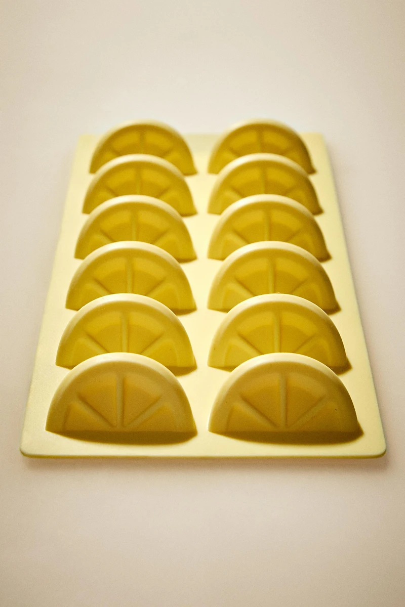 SILICONE ICE TRAY LEMON SLICES