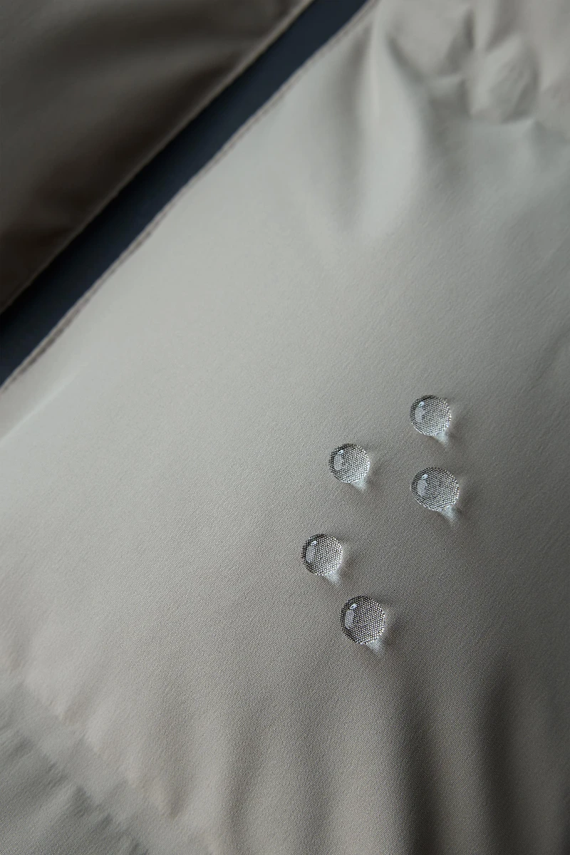 WATER REPELLENT PUFFER COAT WITH ZIPPERS