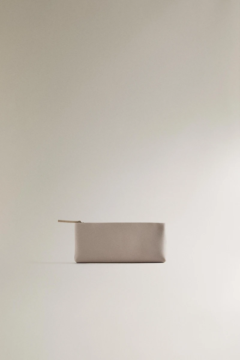 LEATHER OBJECT HOLDER CASE