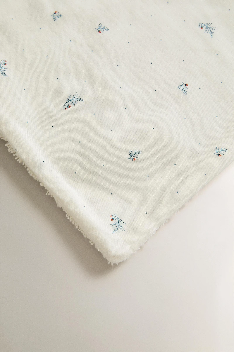 BABY FLORAL BATH TOWEL