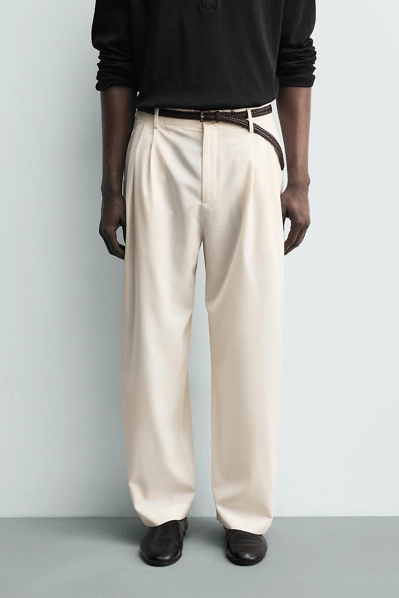 WOOL PLEATED PANTS