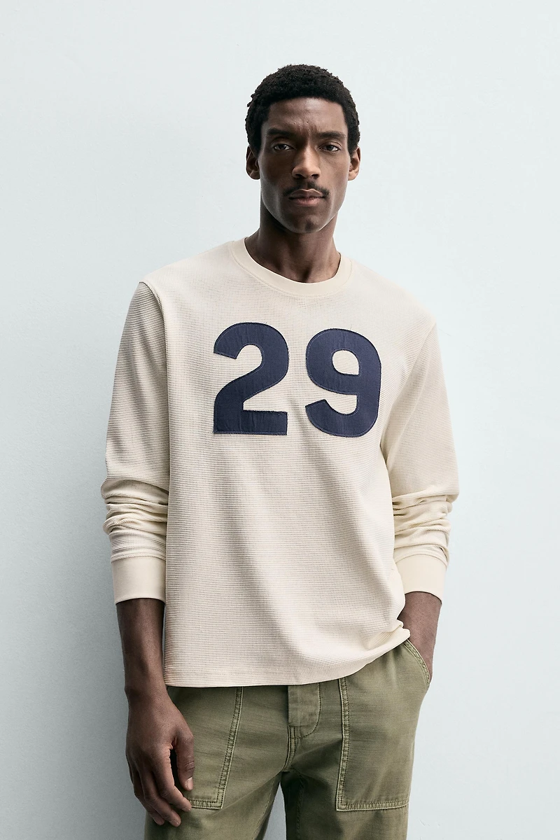 WAFFLE TEXTURED NUMBER T-SHIRT