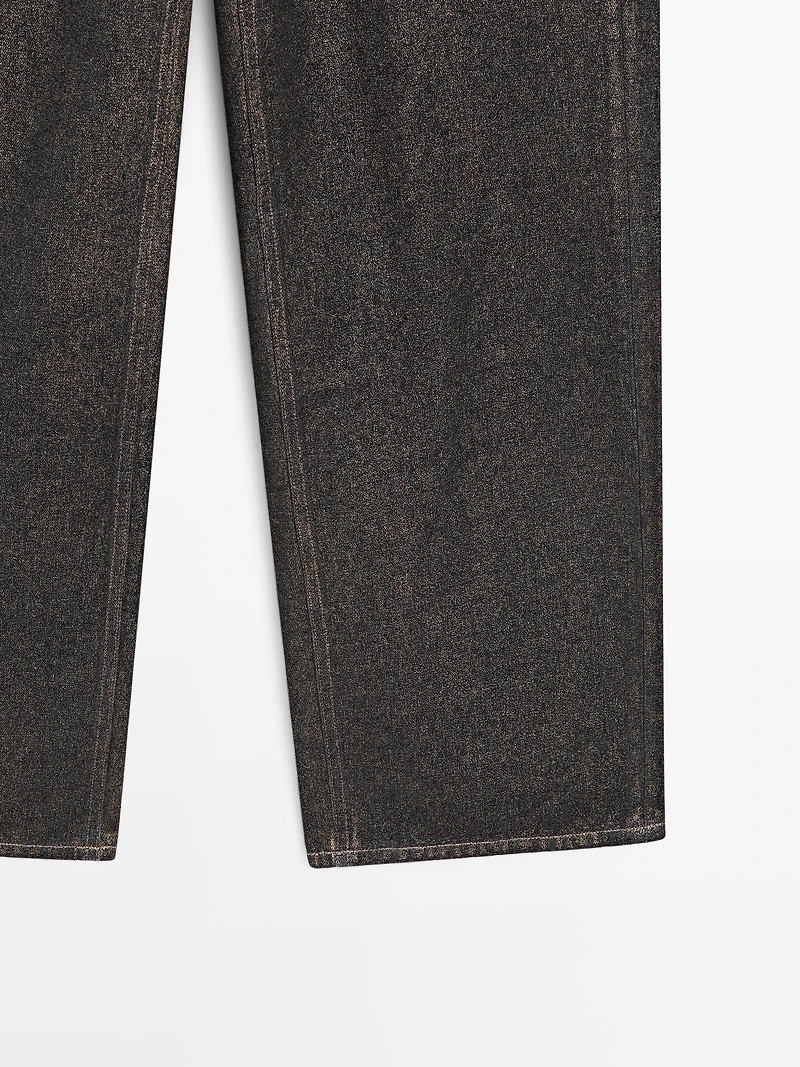 Straight-leg high-waist jeans