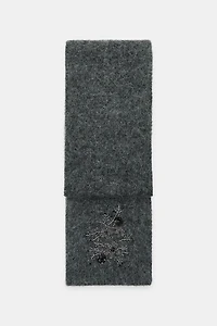 KNIT SCARF WITH EMBROIDERED FLOWERS AND BEADS