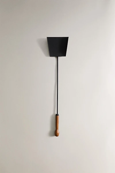IRON ASH SHOVEL FOR CHIMNEY