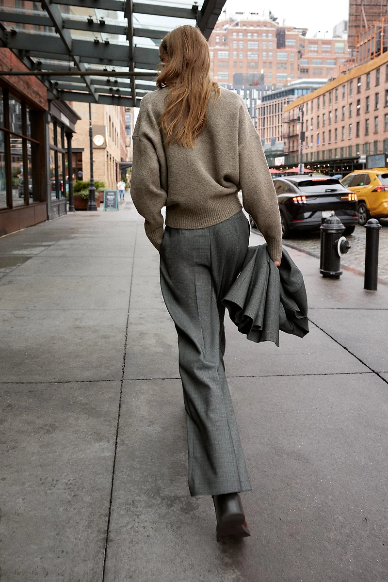 WIDE LEG PLEATED PANTS