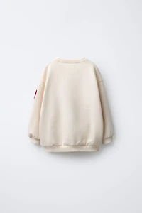 EMBROIDERED HEART SWEATSHIRT