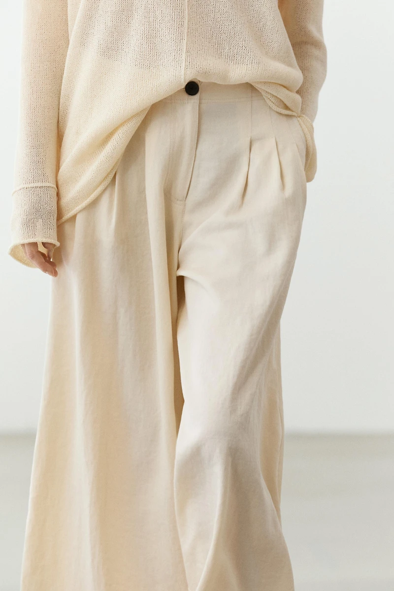Wide-leg cropped pants