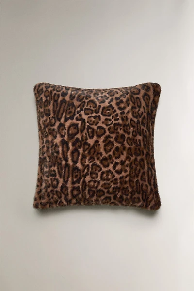FAUX FUR AND ANIMAL PRINT THROW PILLOW COVER