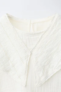 BLOUSE ROMANTIQUE TEXTURÉE