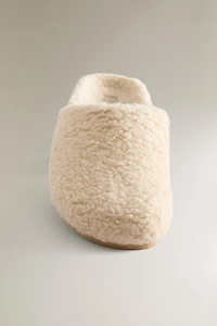 FAUX SHEARLING CLOGS