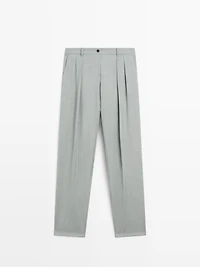 Flowing trousers with darts