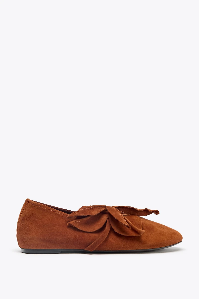 BALLERINES FLEUR EN CUIR