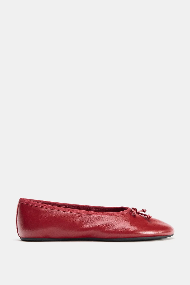 LEATHER BOW BALLET FLATS