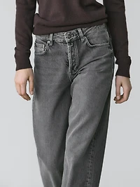 Mid-rise wide-leg jeans