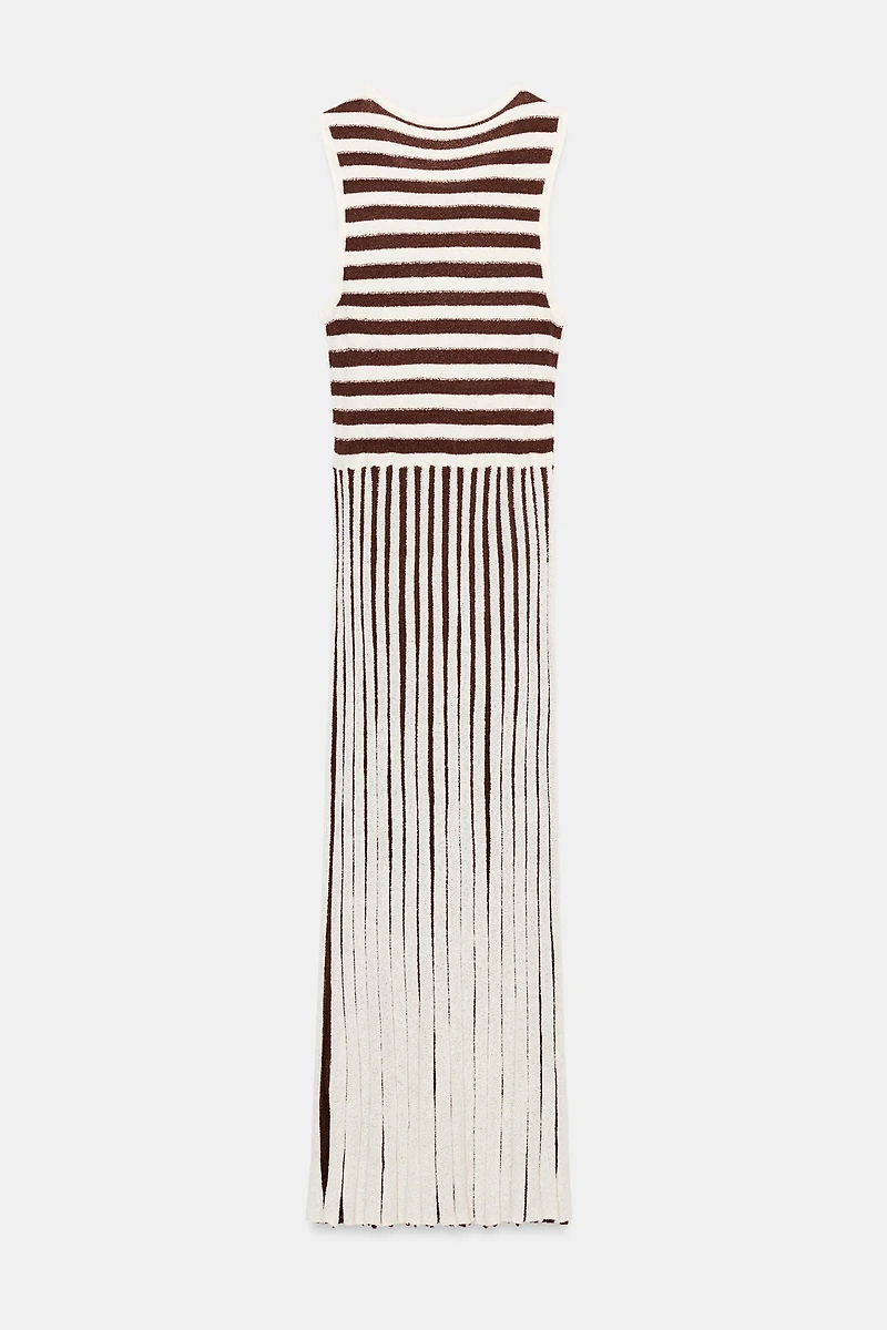 ROBE LONGUE À RAYURES PLISSÉE TEXTURÉE
