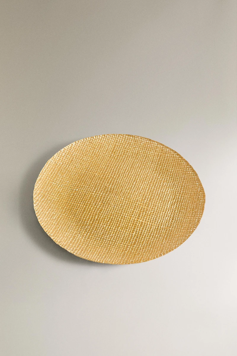 IRREGULAR GOLDEN GLASS CHARGER