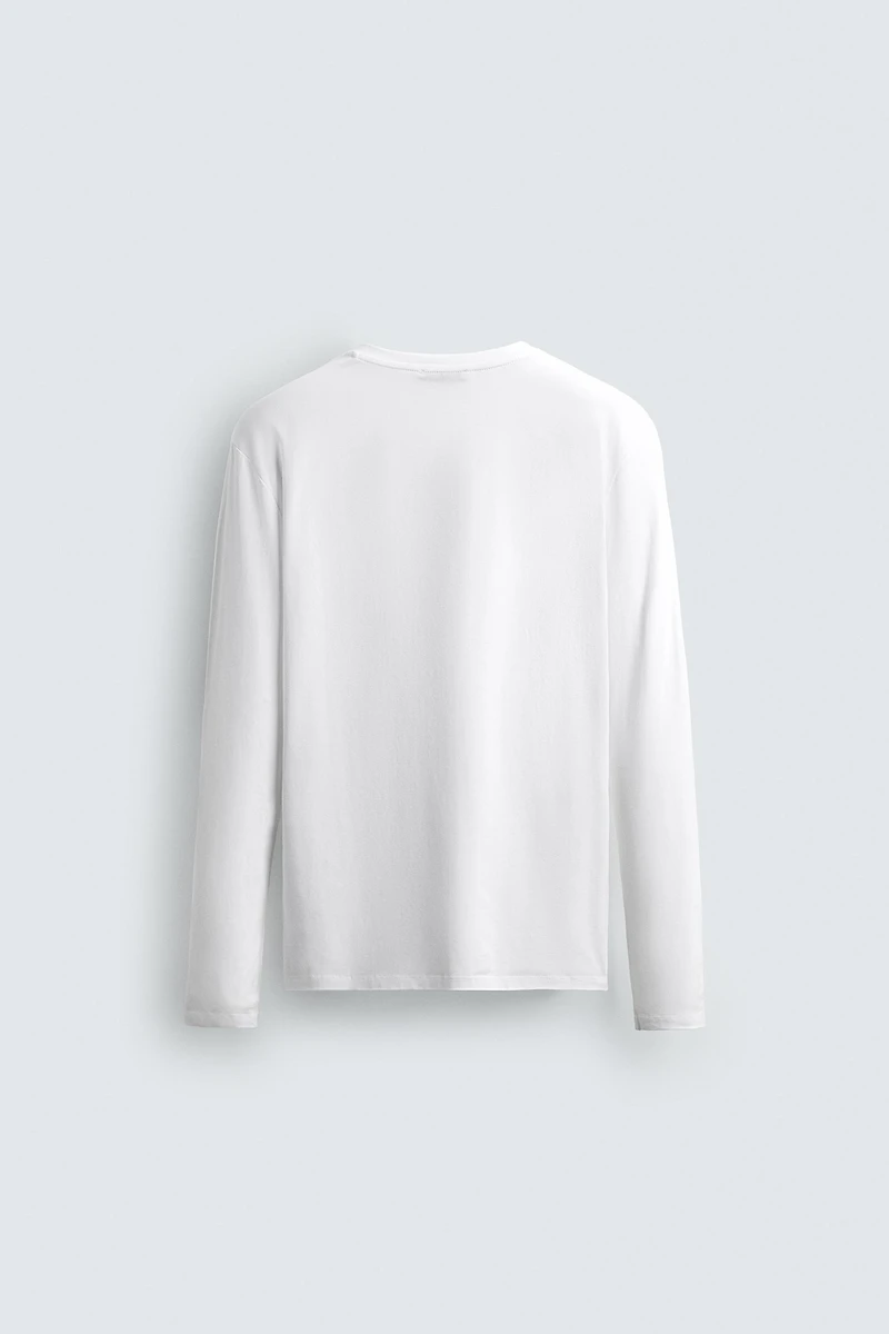 T-SHIRT BASIQUE SLIM FIT