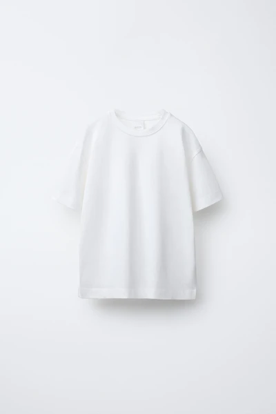 PLAIN BASIC T-SHIRT
