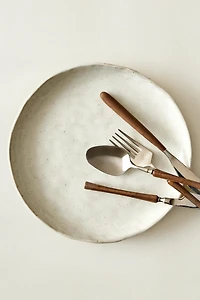 SMALL TEXTURED ROUND SERVING DISH