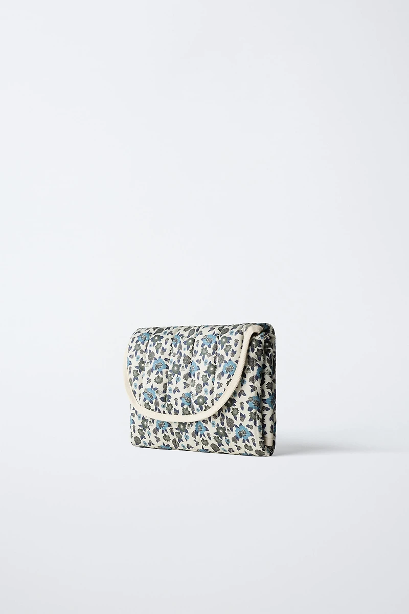 MATELAS À LANGER FLEURS