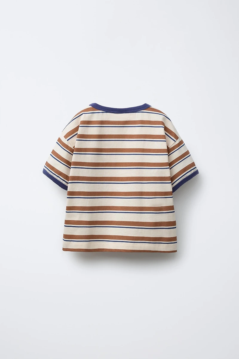 STRIPED TRIM T-SHIRT