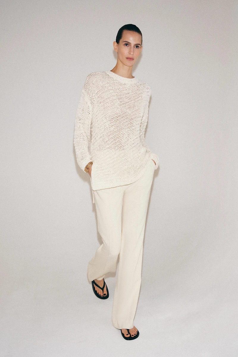 OVERSIZED ASYMMETRIC HEM JUMPER