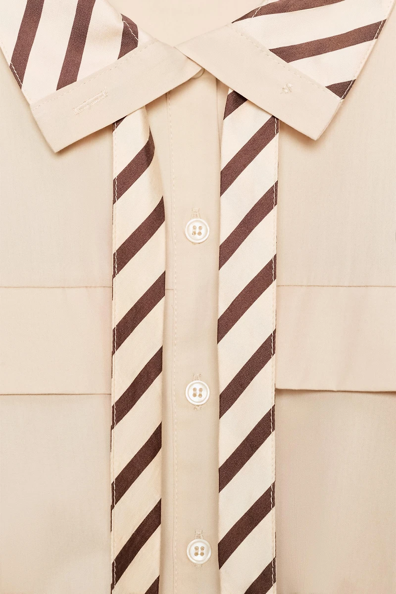 CHEMISE EN POPELINE AVEC COL CONTRASTANT