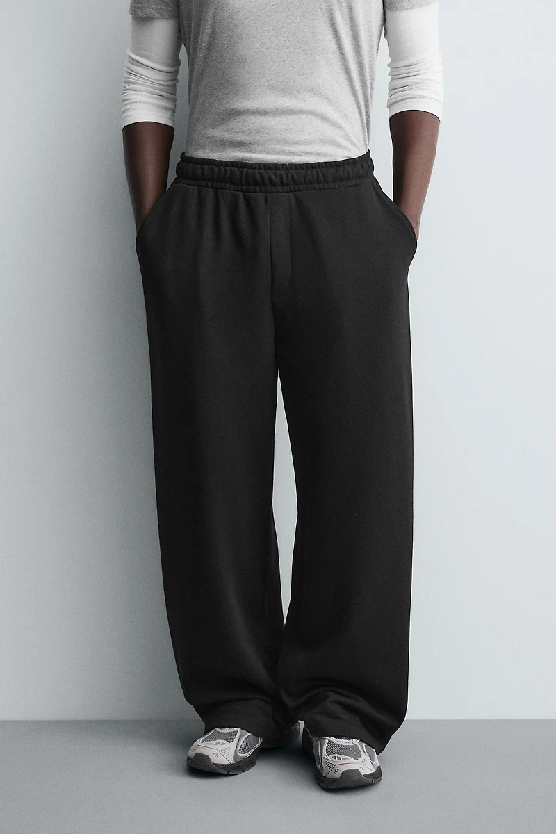 BASIC RELAXED FIT JOGGING PANTS