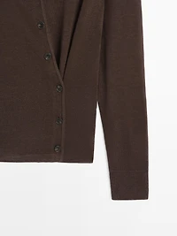 Linen blend cardigan with button detail