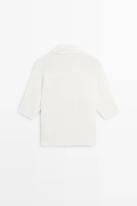 Turtleneck knit sweater