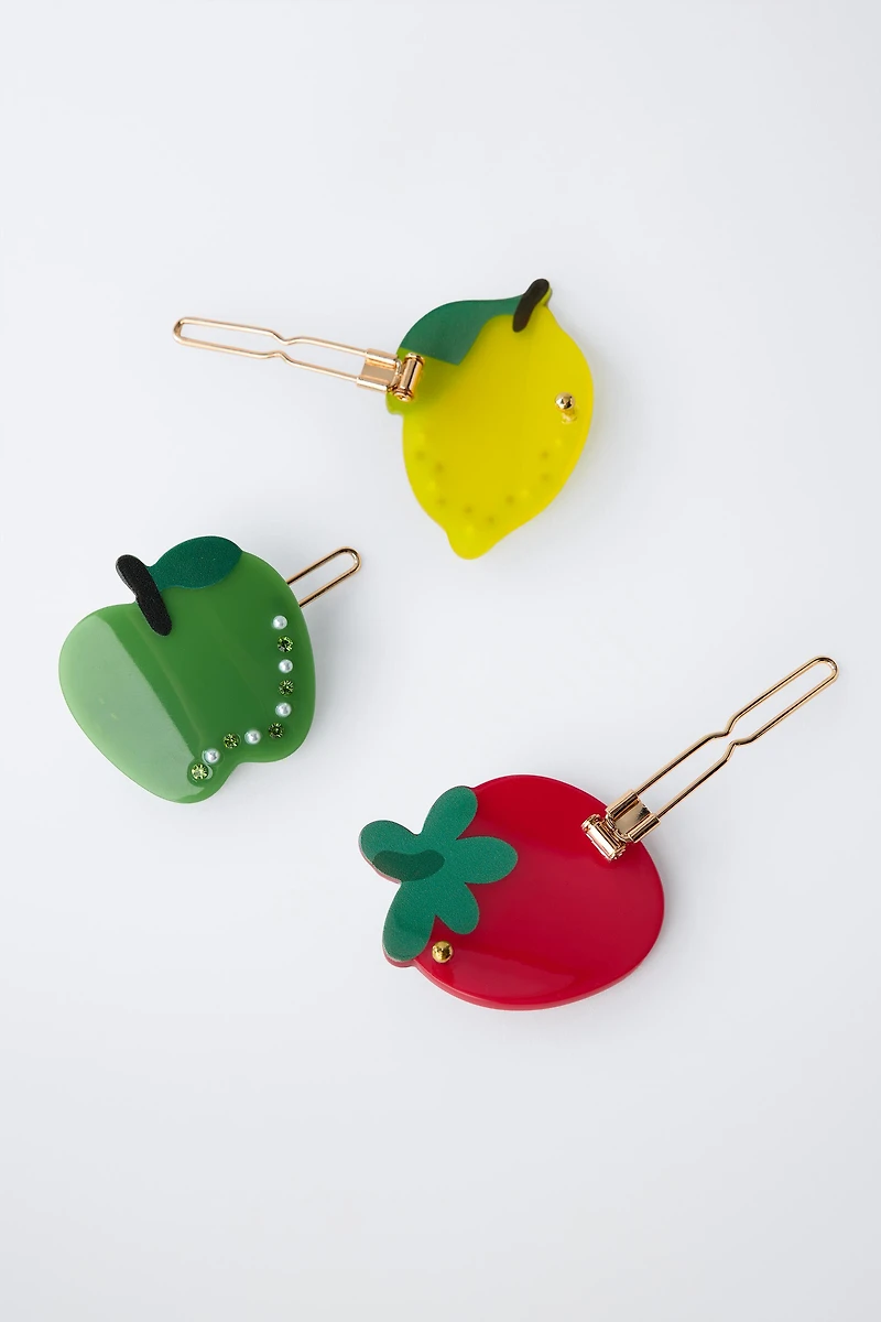THREE-PACK OF FRUIT AND SPARKLY HAIR CLIPS