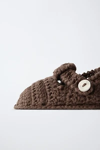 CHAUSSONS EN MAILLE BOUTON