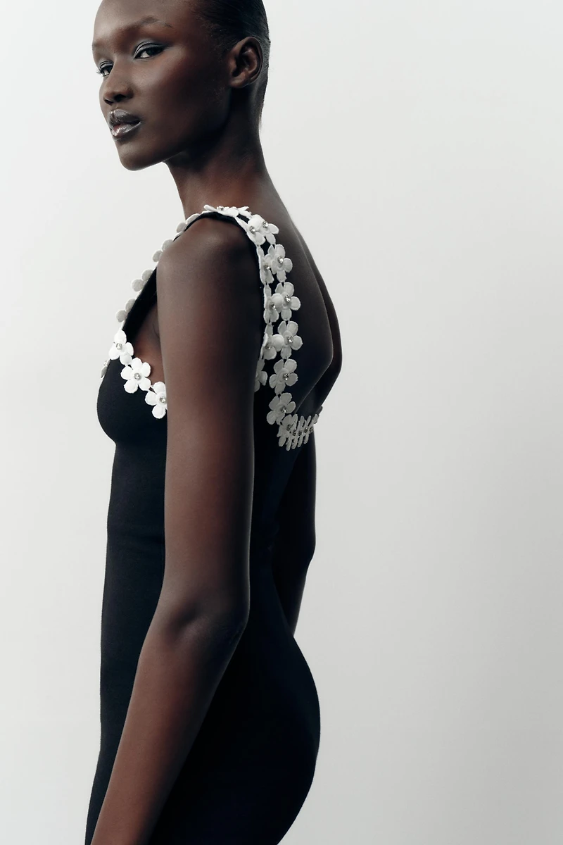 ROBE STRETCH FOURNITURES FLEURS