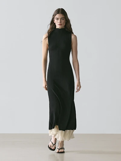 Robe midi plissée détail volants