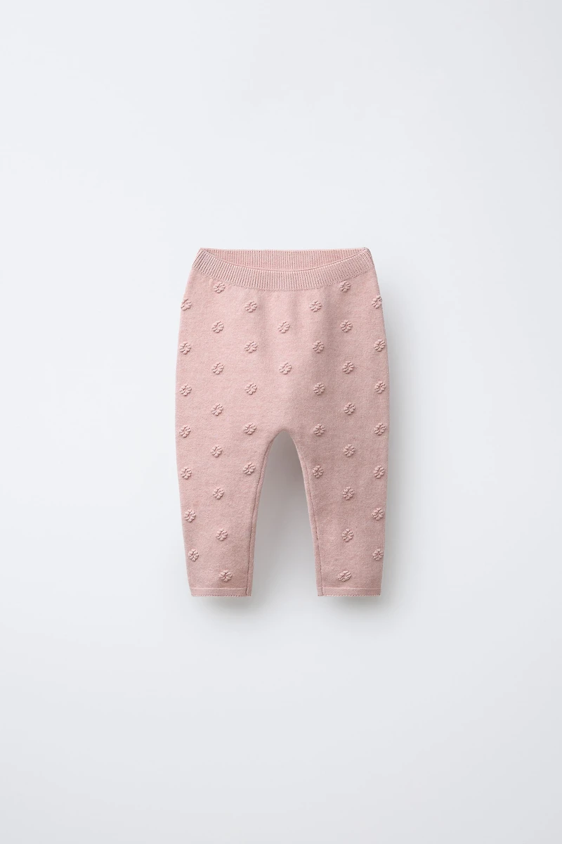 EMBROIDERED FLORAL KNIT LEGGINGS