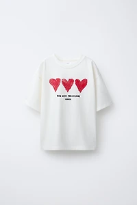 HEARTS EMBROIDERED TEXT T-SHIRT