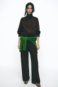 SOFT STRAIGHT LEG PANTS