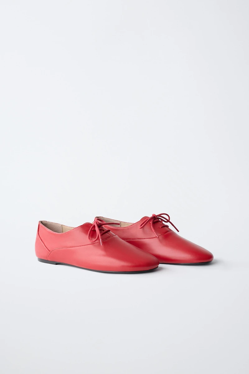LEATHER LACE-UP BLUCHERS