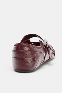PATENT EFFECT BALLET FLATS WITH BUCKLES