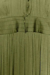 LONG HALTER FROG FASTENING DRESS