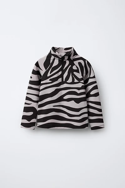 BREATHABLE ZEBRA SHIRT