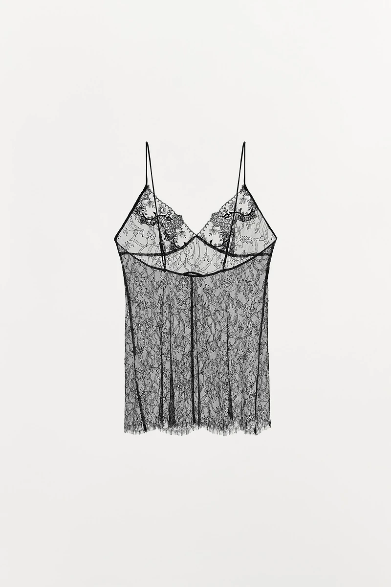 LACE STRAPPY TOP