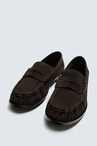 GATHERED LEATHER LOAFERS
