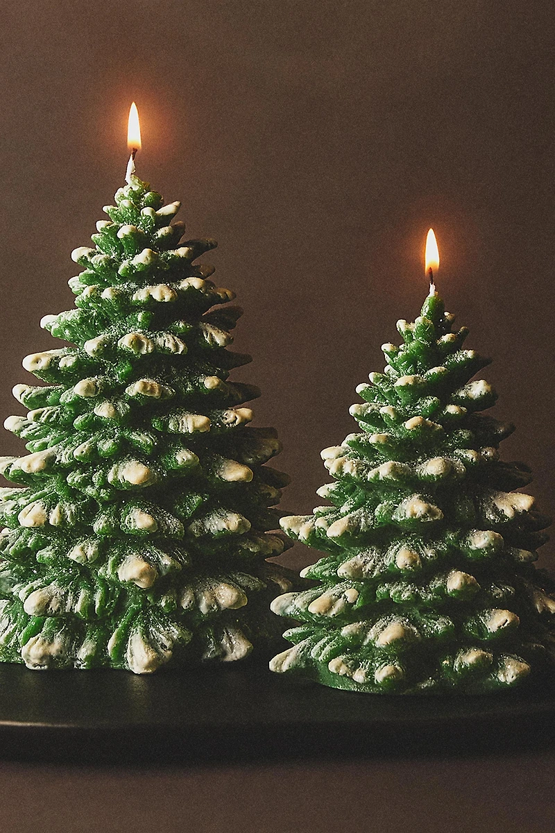 SNOWY FIR TREE CHRISTMAS CANDLE