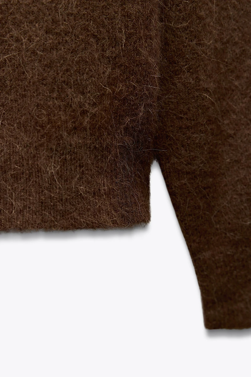 WOOL AND ALPACA SWEATER