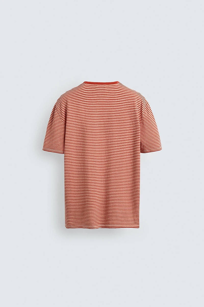 T-SHIRT EN MAILLE RAYÉ REGULAR FIT