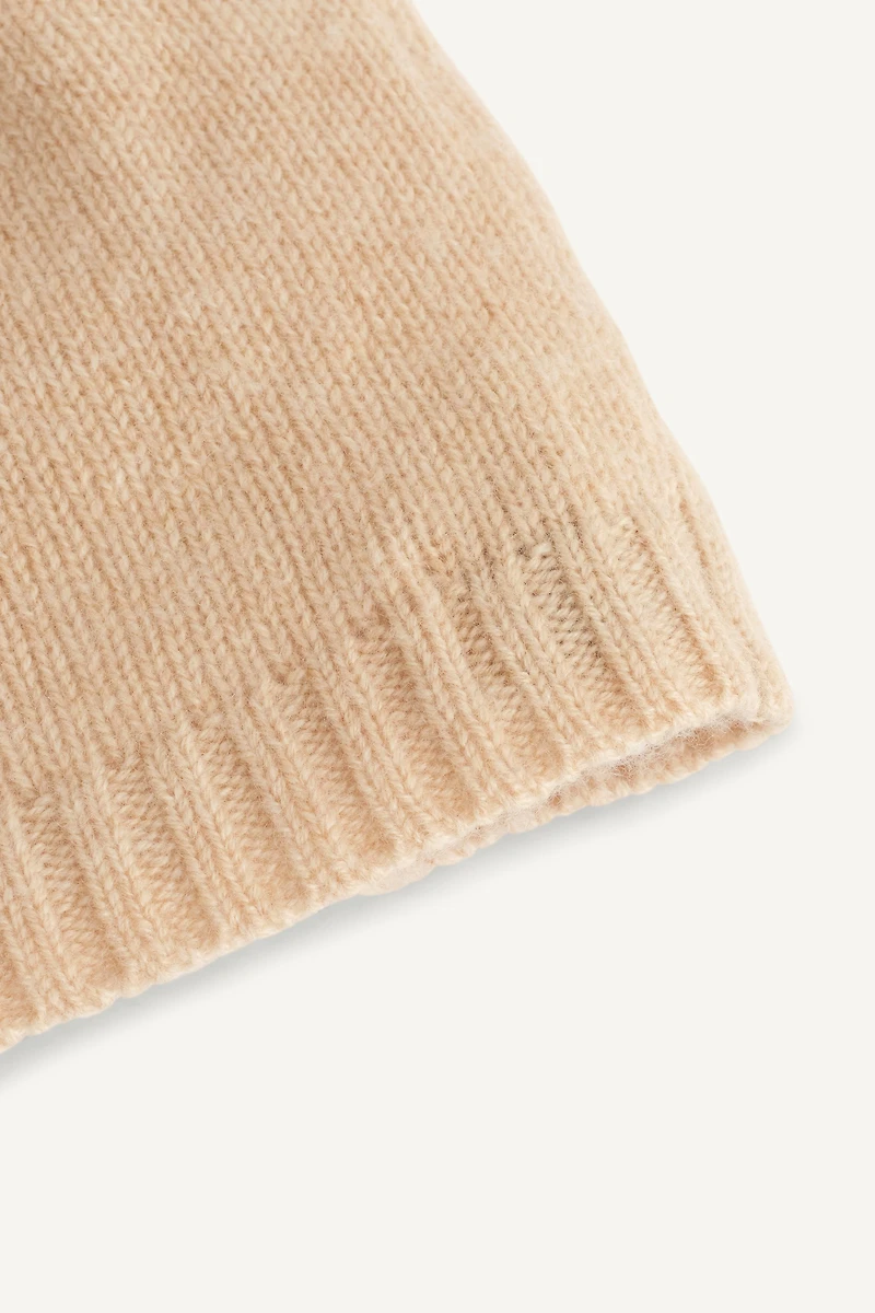 BONNET EN MAILLE 100 % LAINE ÉDITION LIMITÉE